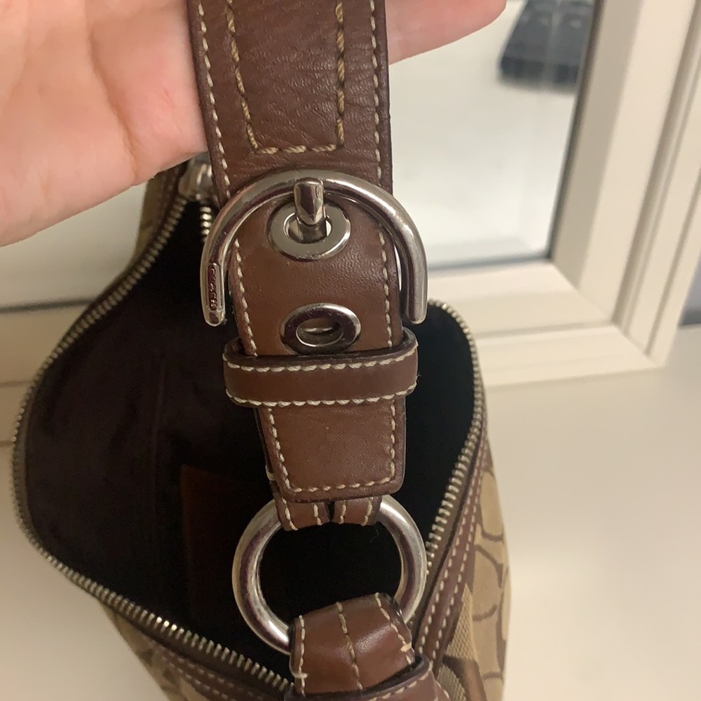 Coach Handbag - Picture 6 of 7